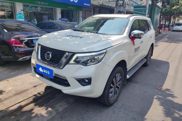 Nissan Terra 2018 года выпуска
