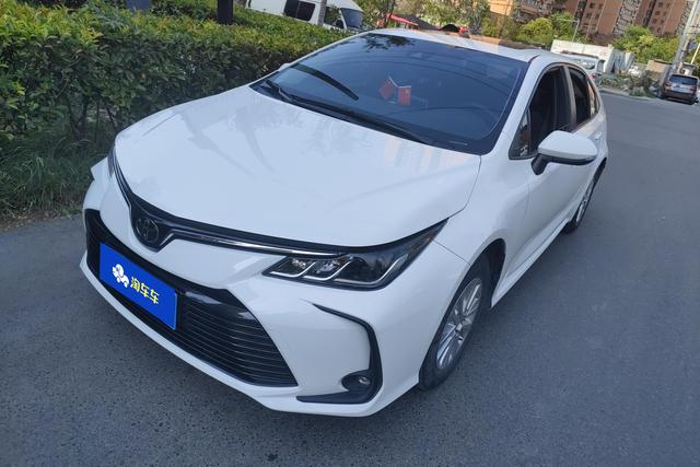 Toyota Corolla Cross 2021 года выпуска