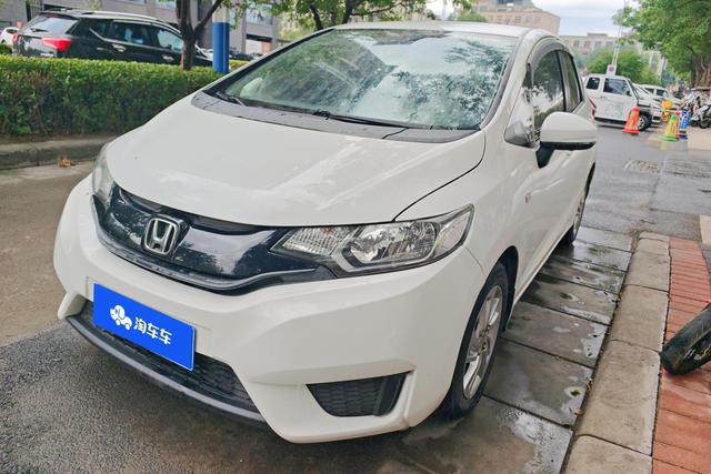 Honda Fit 2016 года выпуска