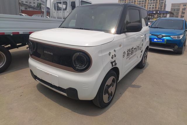 Geely LC 2023 года выпуска