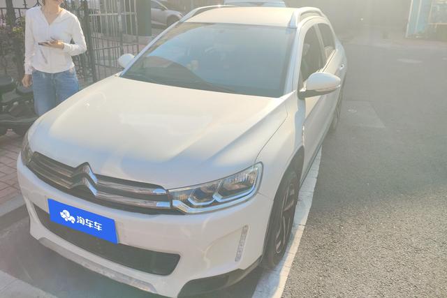 Citroen C3 2015 года выпуска