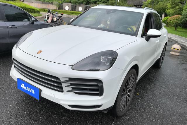 Porsche Cayenne 2019 года выпуска