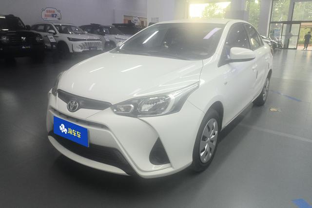 Toyota Yaris 2019 года выпуска