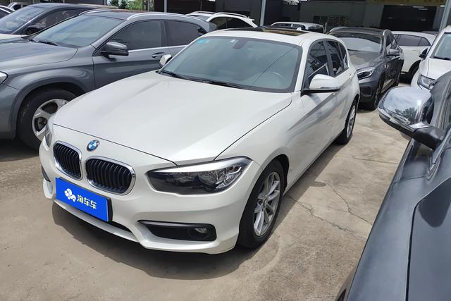 BMW 1er 2018 года выпуска