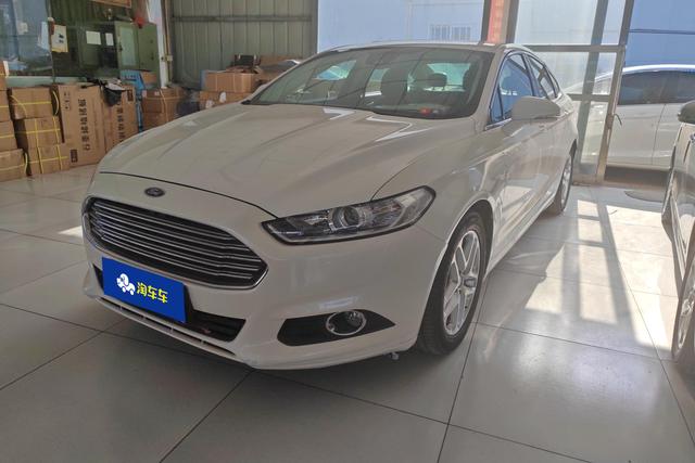 Ford Mondeo 2013 года выпуска
