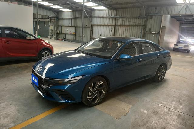 Hyundai Elantra N 2023 года выпуска