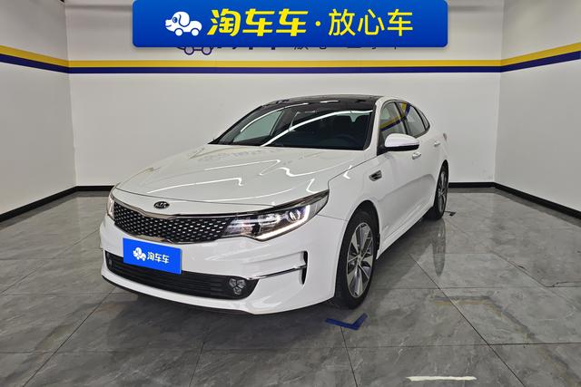 Kia K5 2016 года выпуска