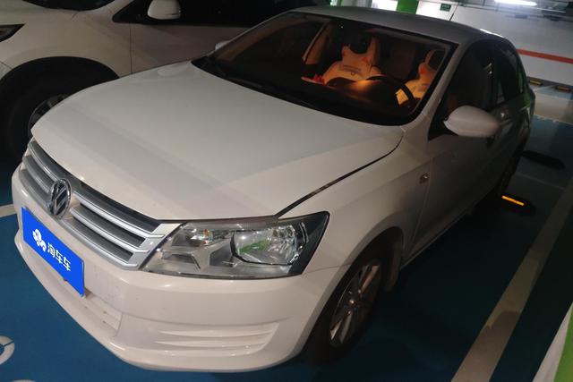 Volkswagen Santana 2015 года выпуска