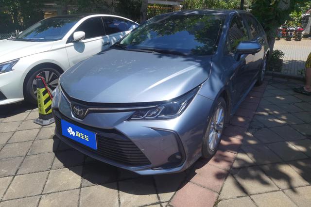 Toyota Corolla Cross 2021 года выпуска