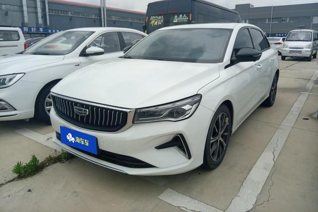 Geely Emgrand GT 2022 года выпуска
