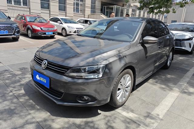 Volkswagen Jetta 2014 года выпуска