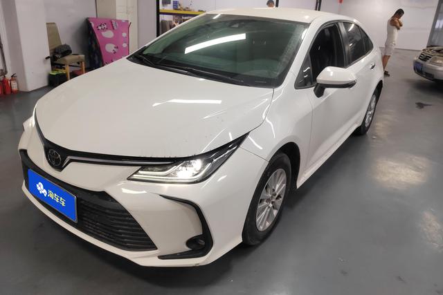 Toyota Corolla Cross 2021 года выпуска