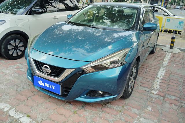 Nissan Bluebird 2016 года выпуска