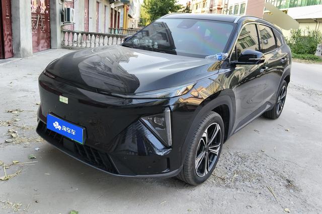 Geely Galaxy L7 2023 года выпуска