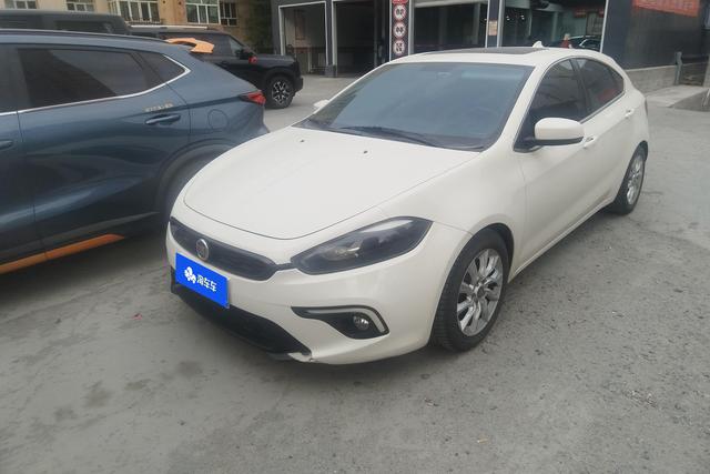 Fiat Viaggio 2014 года выпуска