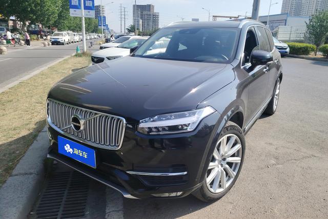 Volvo XC90 2019 года выпуска