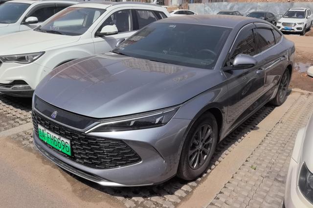 BYD Qin 2024 года выпуска