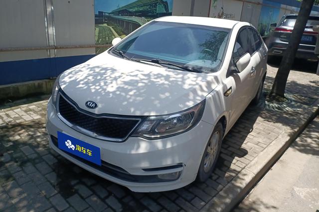 Kia Rio 2015 года выпуска