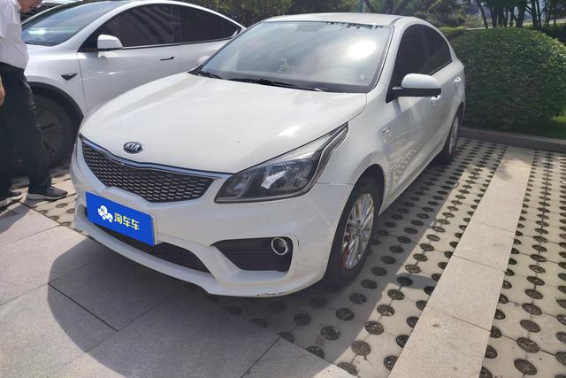 Kia Rio 2017 года выпуска