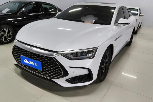 BYD Han 2023 года выпуска
