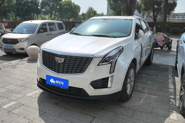 Cadillac XT5 2020 года выпуска