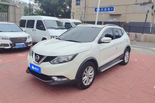 Nissan Qashqai 2017 года выпуска