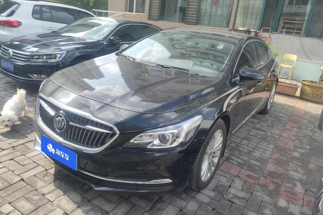 Buick LaCrosse 2016 года выпуска