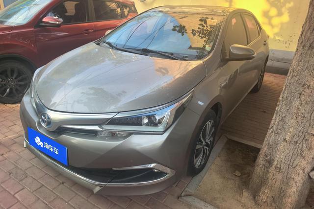 Toyota Corolla Cross 2017 года выпуска
