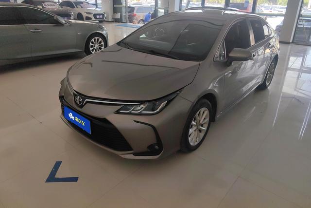 Toyota Corolla Cross 2021 года выпуска