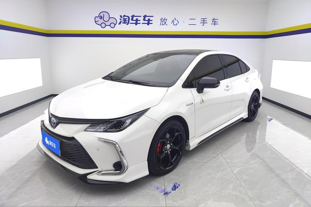 Toyota Corolla Cross 2023 года выпуска