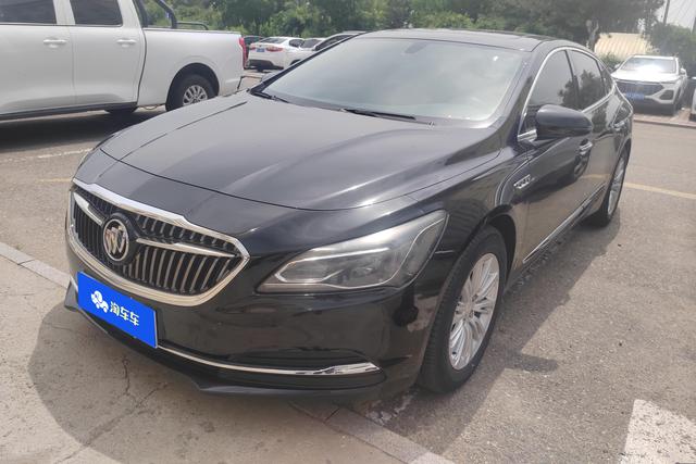 Buick LaCrosse 2018 года выпуска