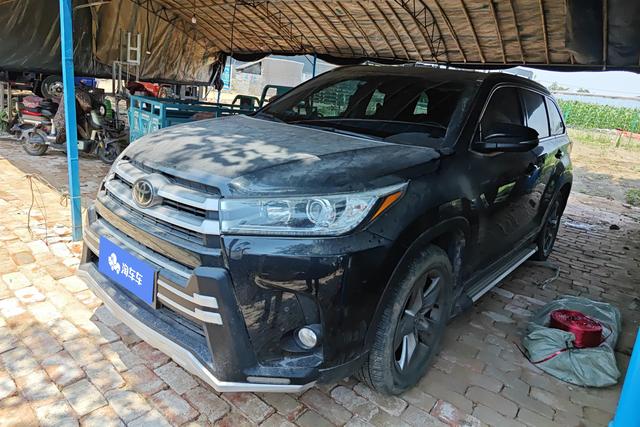 Toyota Kluger 2021 года выпуска