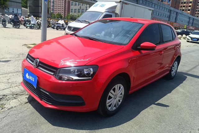 Volkswagen Polo 2016 года выпуска