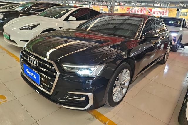 Audi A6 2022 года выпуска