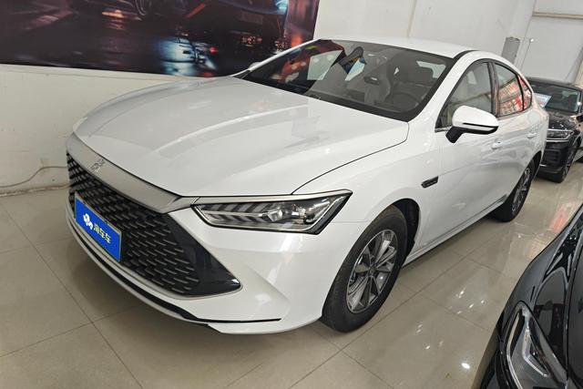 BYD Qin 2024 года выпуска