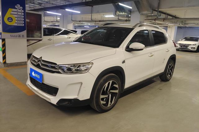 Citroen C3 2015 года выпуска