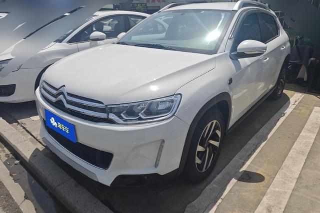 Citroen C3 2015 года выпуска