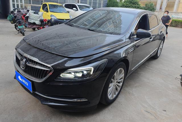 Buick LaCrosse 2018 года выпуска