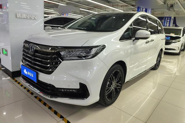 Honda Odyssey 2022 года выпуска
