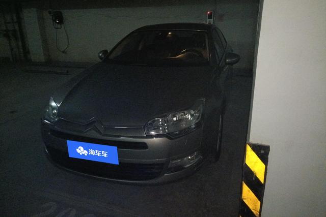 Citroen C5 2012 года выпуска