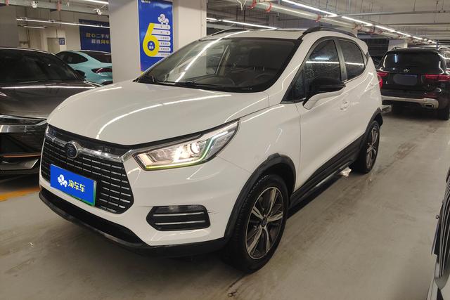 BYD Yuan 2018 года выпуска