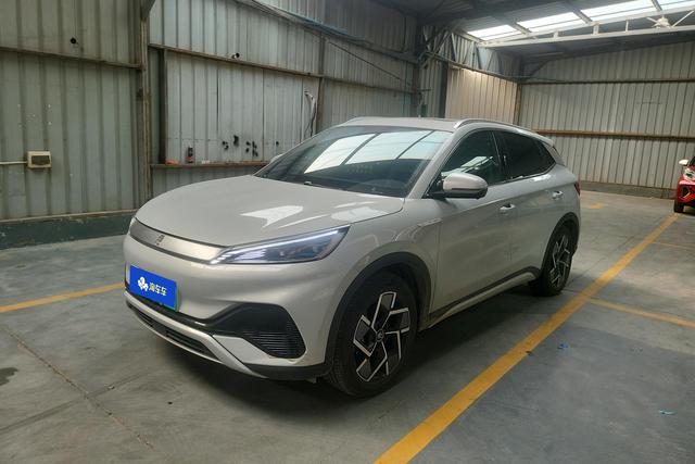 BYD Yuan 2022 года выпуска