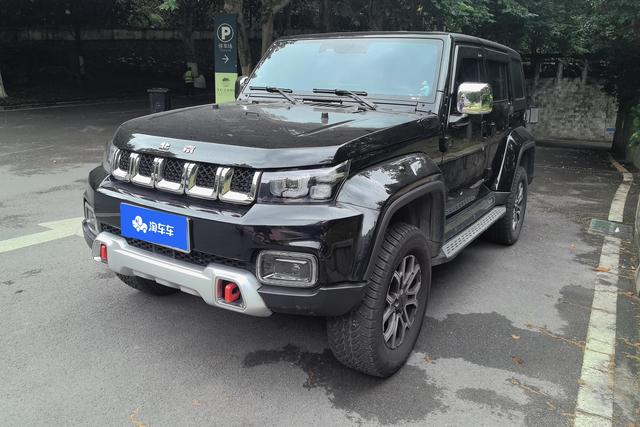 BAIC Beijing BJ40 2023 года выпуска