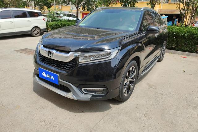 Honda Avancier 2017 года выпуска