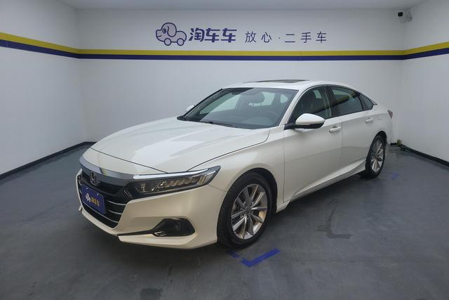 Honda Accord 2022 года выпуска