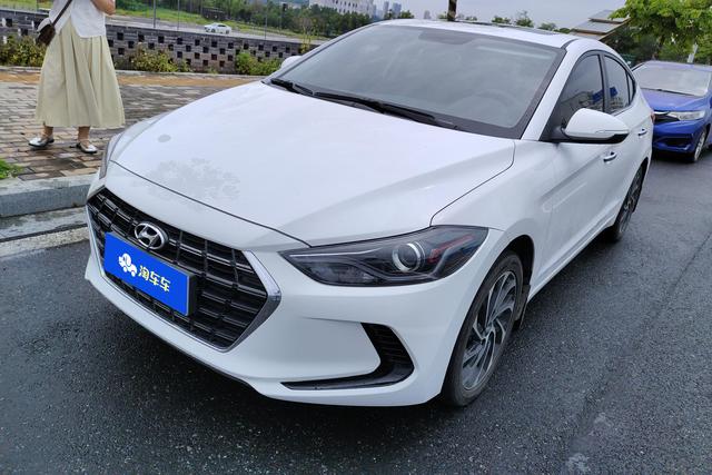 Hyundai Elantra 2020 года выпуска