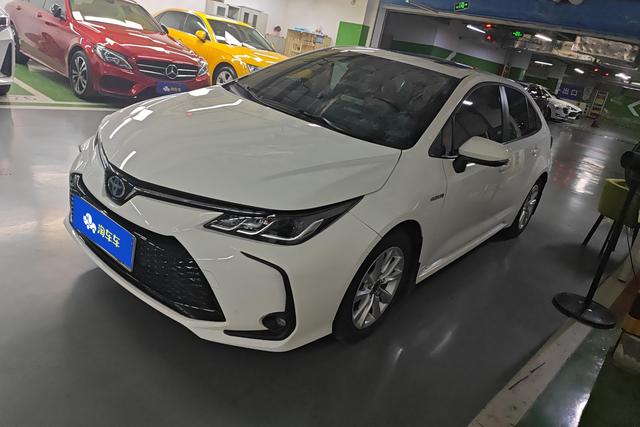 Toyota Corolla Cross 2023 года выпуска