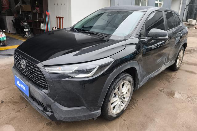 Toyota Corolla Cross 2022 года выпуска