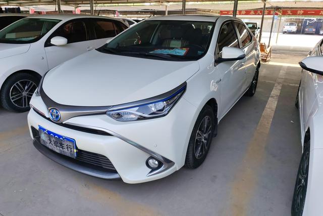 Toyota Corolla Levin 2016 года выпуска