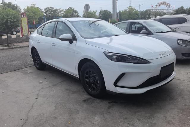 BYD Seal 2025 года выпуска